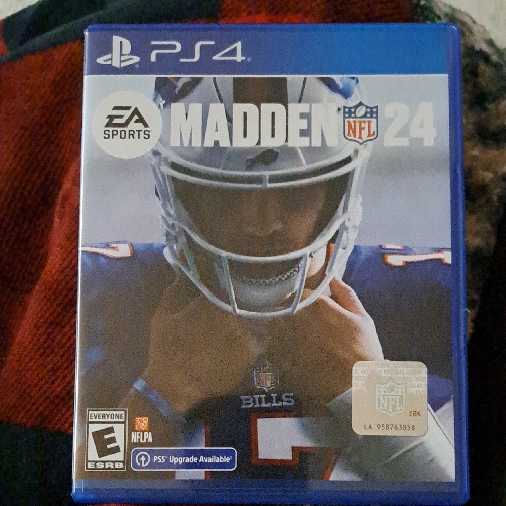 Steve Madden NFL 24 for PS4 - Blue Case